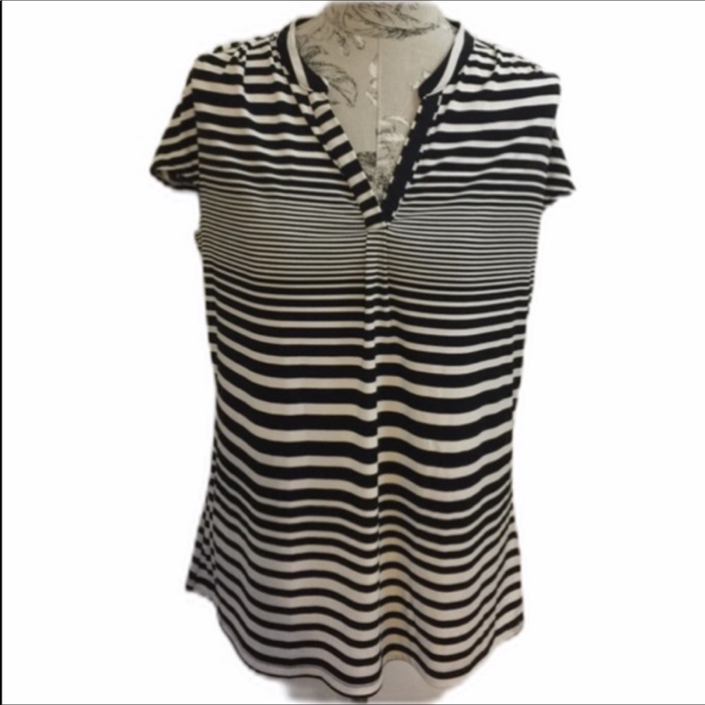 🆕 Worthington Black White Striped Top XL